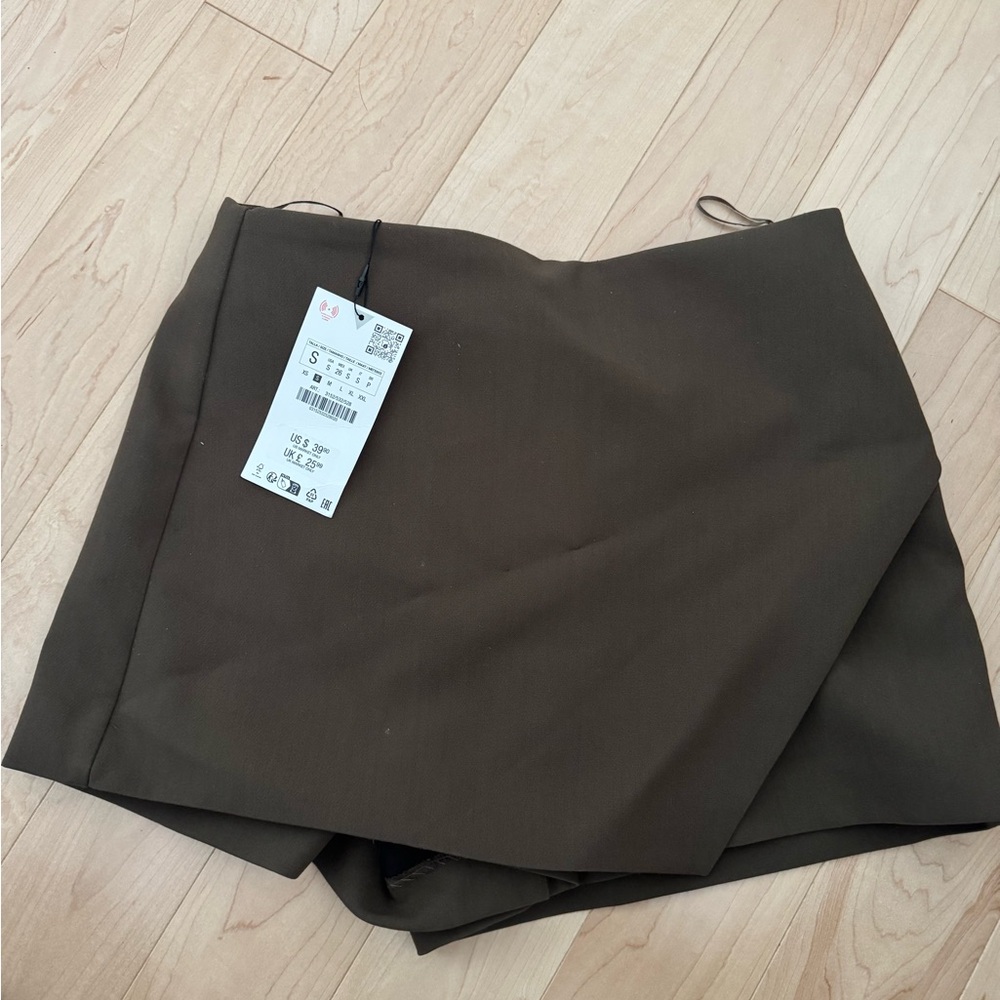 Zara olive green skort